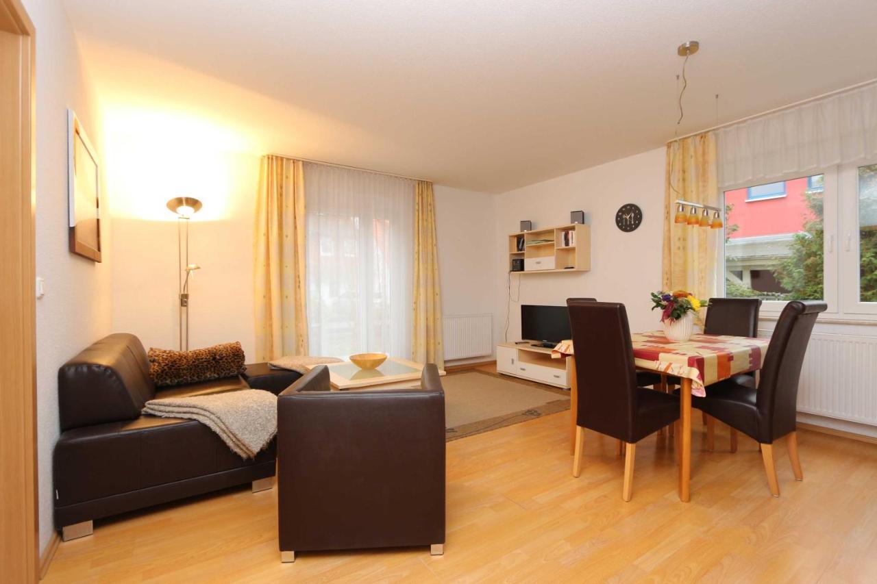 Ferienhaus Ahorn Mit Garten In Цинновиц Экстерьер фото