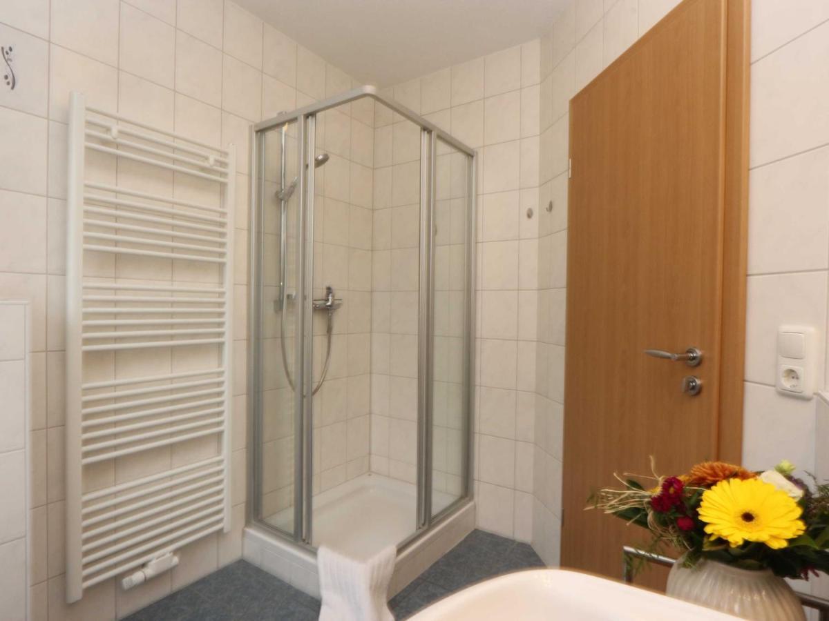 Ferienhaus Ahorn Mit Garten In Цинновиц Экстерьер фото
